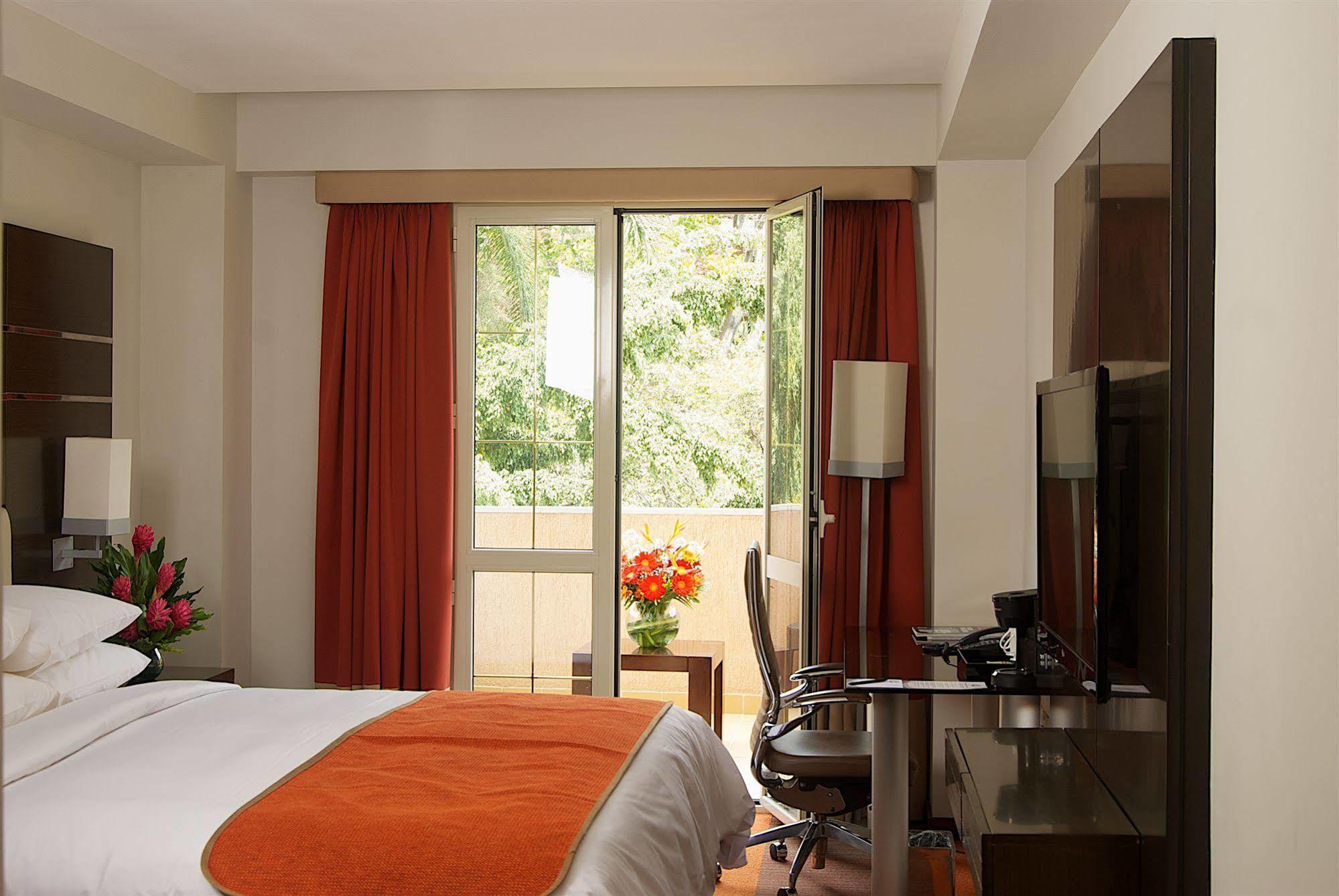 Hotel Altamira Village Caracas Kültér fotó